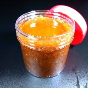 Exfoliant that helps serve dry skin and eczema.